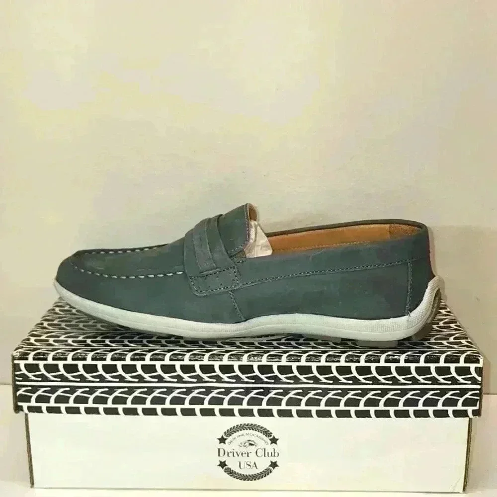 Driver club genuine moccasins new with box size 4.5